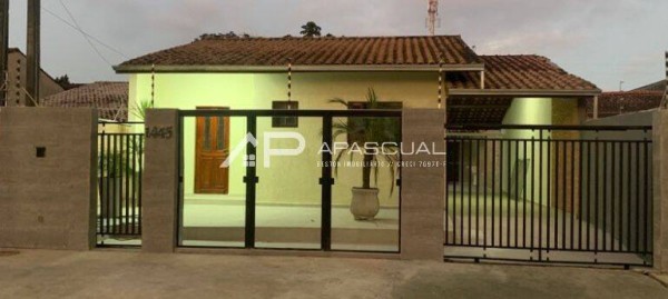 Casa na Martim de Sá -3 dts (2 suites)-ótimo acabamento-Vagas para 5 autos