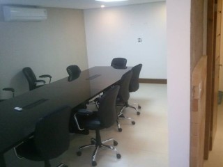 PRÉDIO COMERCIAL EM CARAGUATATUBA