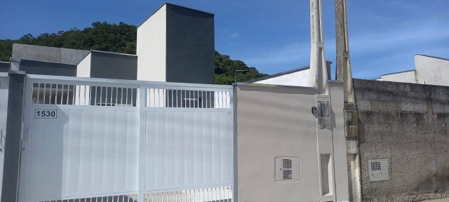 CASA TÉRREA NOVA C/ 2 DTS (1 SUITE) PRONTA PARA MORAR - MASSAGUAÇÚ/CARAGUÁ