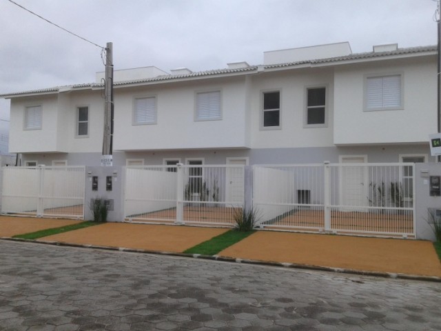 CASA NO PONTAL SANTA MARTINA