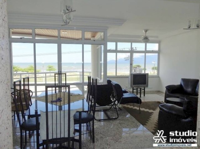 Apartamento Frente Mar