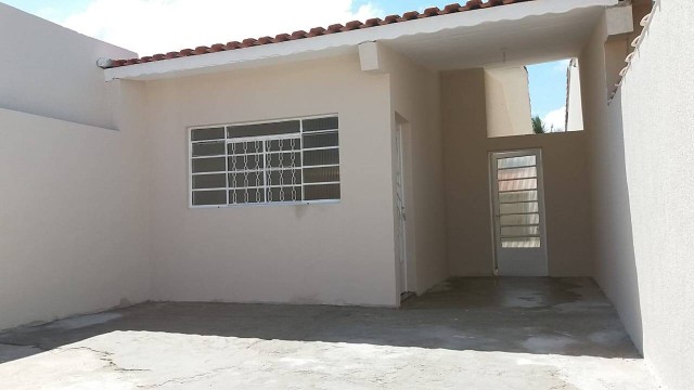 CASA A VENDA NO BAIRRO JARDIM GAIVOTAS - CARAGUATATUBA